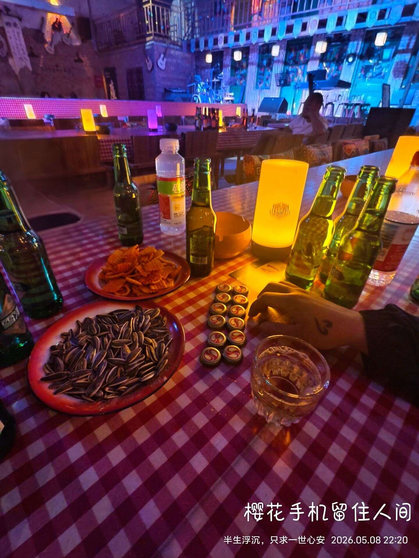 独赴酒馆，静享人间温柔